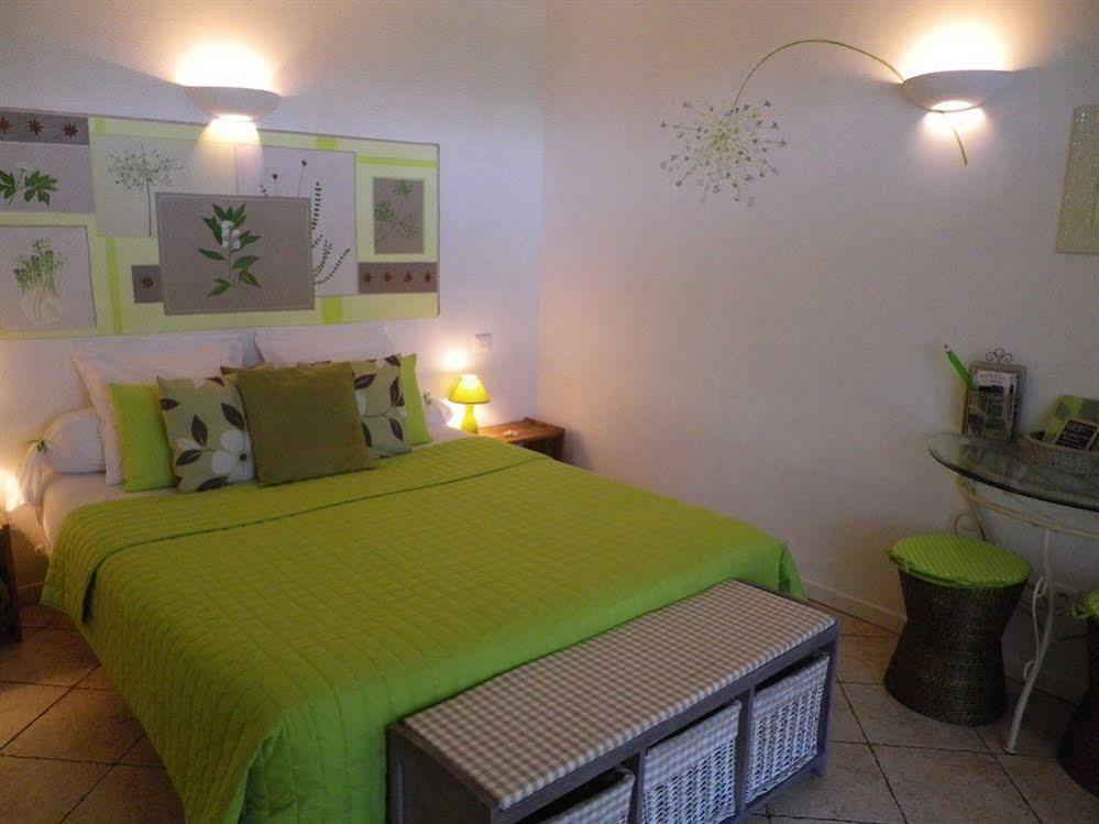 Hotel Mas Du Cadranier Villeneuve  Zewnętrze zdjęcie