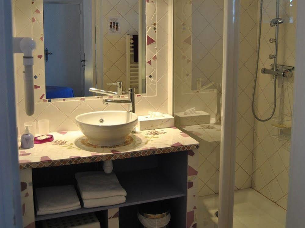 Hotel Mas Du Cadranier Villeneuve  Zewnętrze zdjęcie