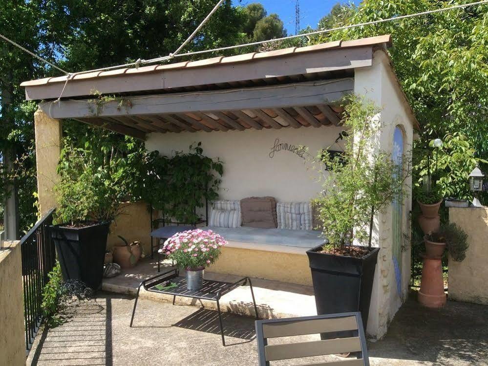 Hotel Mas Du Cadranier Villeneuve  Zewnętrze zdjęcie